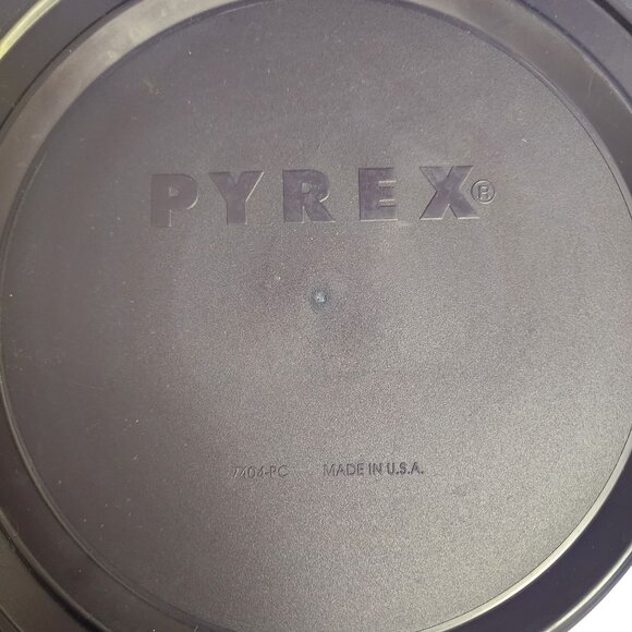 Pyrex Replacement Lids For 7404-PC & 7201-PC Plastic Round Purple Made In USA - Picture 2 of 3